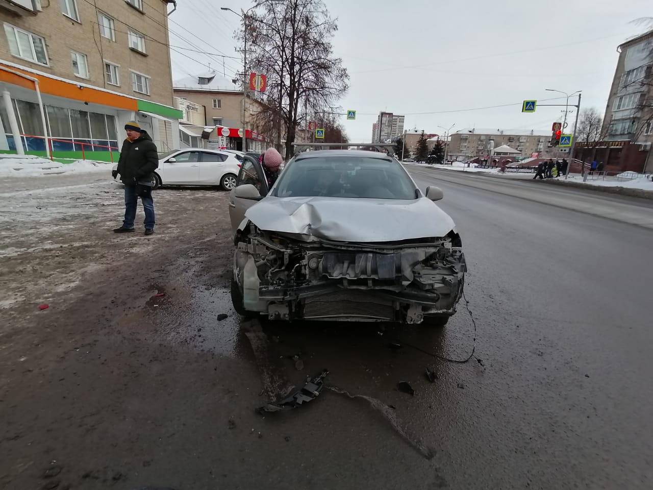 В Копейске произошло ДТП с ребенком | 12.12.2022 | Копейск - БезФормата