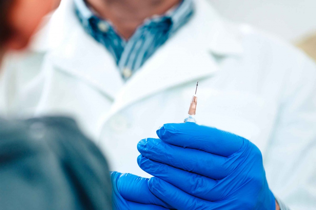 03-vaccination-myths-flu-shot.jpg